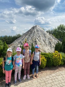 PRZEDSZKOLAKI NA WYCIECZCE